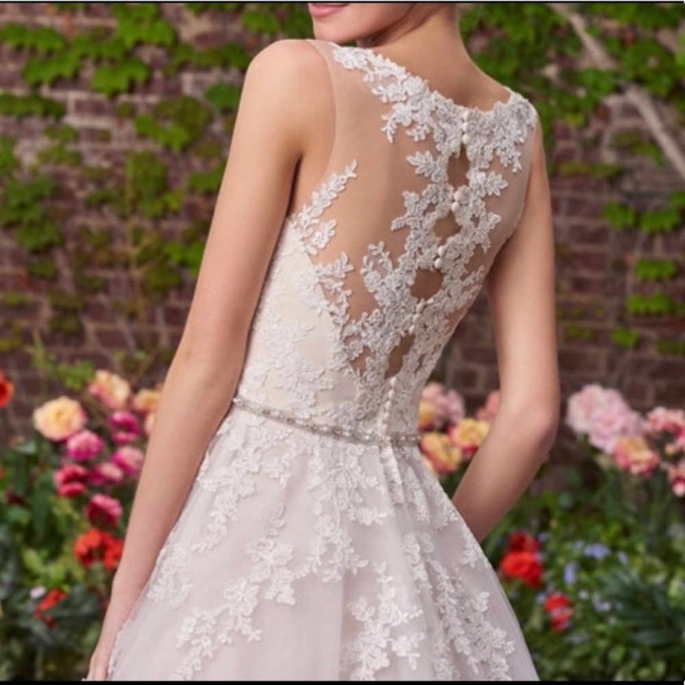 Wedding Gown/ Dress